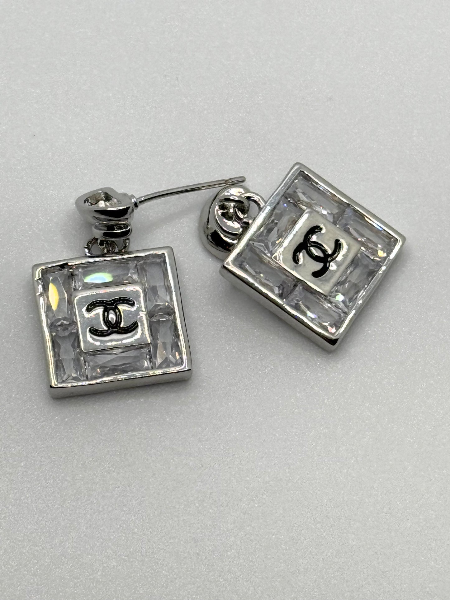 CC Luxe -- Double C Square Earrings - Silver and Black