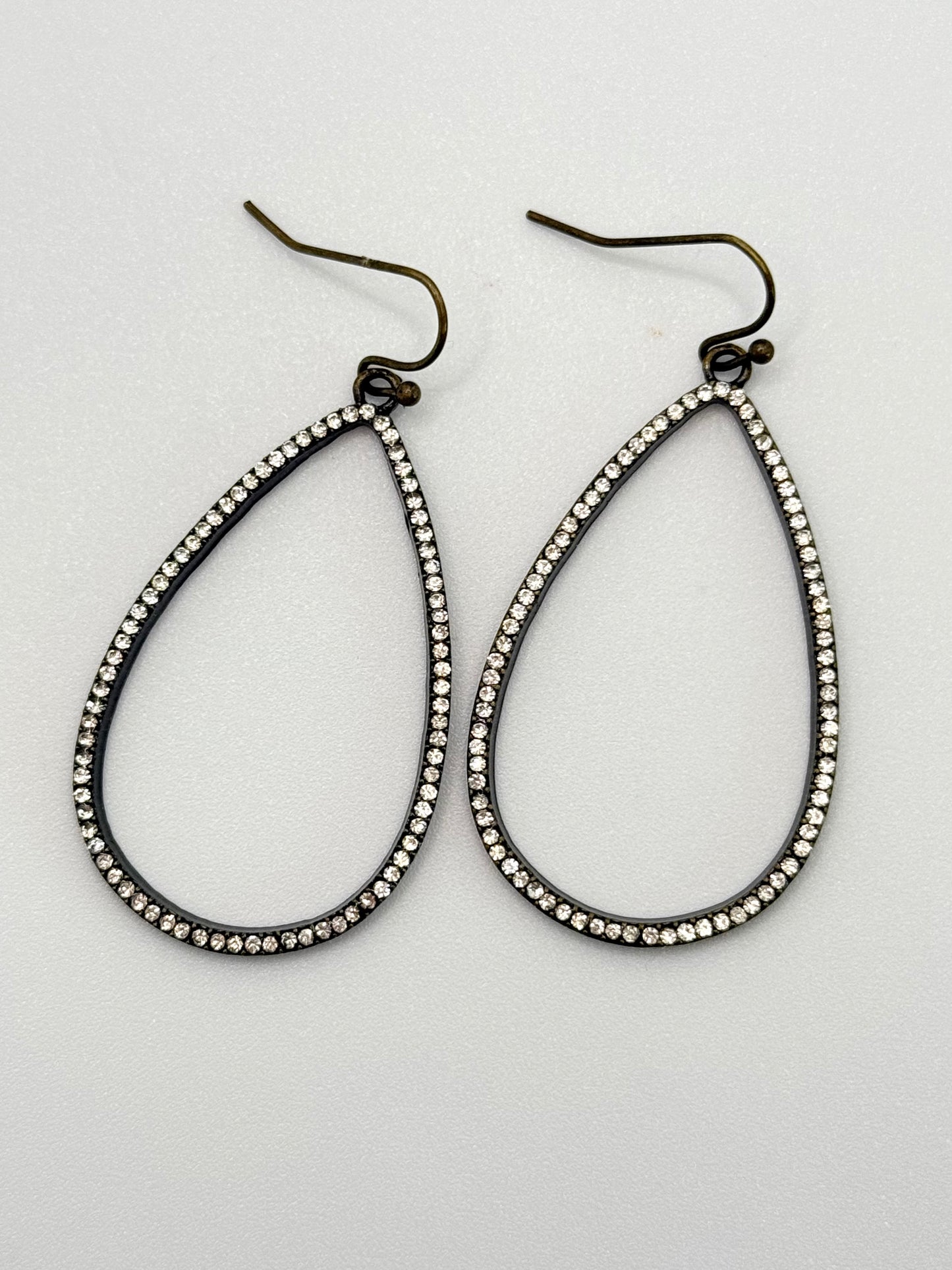 Kiki Out On The Town Earrings