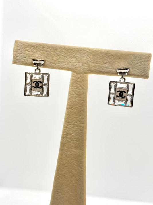 CC Luxe -- Double C Square Earrings - Silver and Black